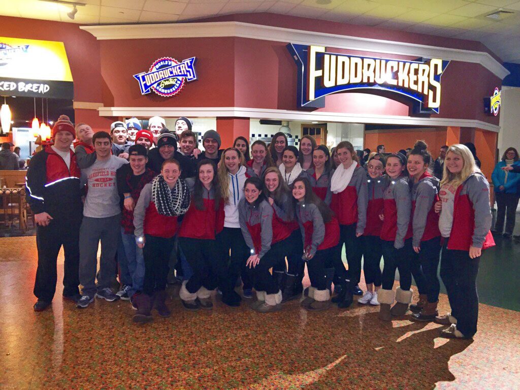 The WMHS boys’ and girls’ hockey teams would like to thank all who took the time out to attend their fundraiser at Fuddruckers last night. Your support is greatly appreciated. (Laura Kaddaras Photo)