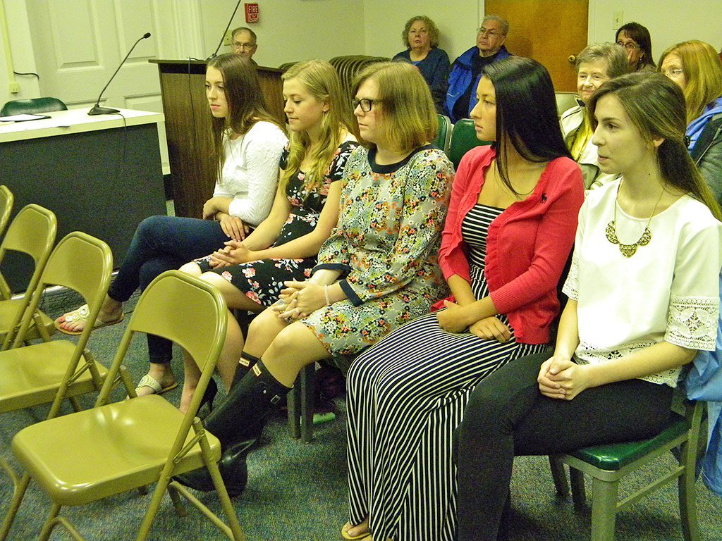 GIRL SCOUT Gold Award winners, from left, Melanie Richard, Rebecca Sievers, Claire Planton, Tia Patterson and Katrina Gustafson were presented with commendations for their accomplishments from the Board of Selectmen last week. Girl Scout Gold Award winners Leena Aurora, Mackenzie Comeau and Emily Precourt were not present at the meeting. (Dan Tomasello Photo)