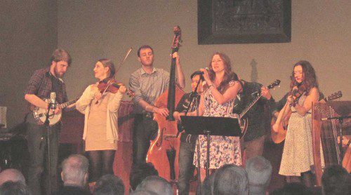 ATLANTIC SEAWAY musicians and singers delighted more than 100 Wakefield residents at SRO’s final concert Saturday night. (Gail Lowe Photo)