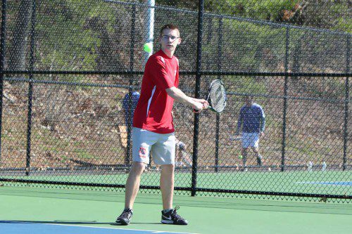 ZACK COVELLE, a junior, pulled out a three set win at third singles over Stoneham’s Ryan Josephson. Covelle won 5-7, 6-4, 6-0 in Wakefield’s 4-1 triumph at the Dobbins Courts. (Donna Larsson Photo)