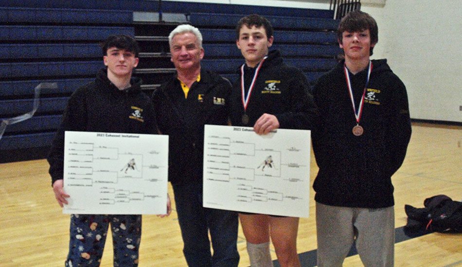 Five grapplers place in Cohasset Tournament