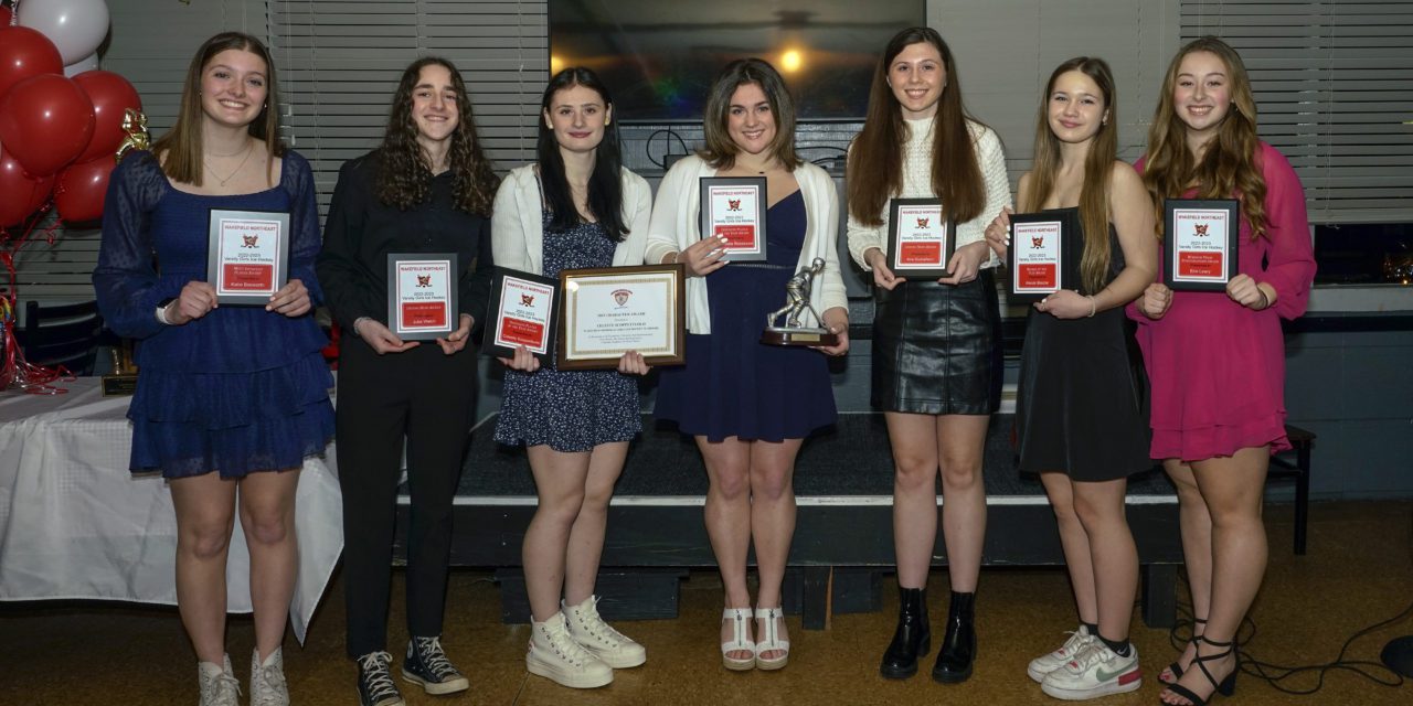 Wakefield girls’ hockey celebrates season at banquet